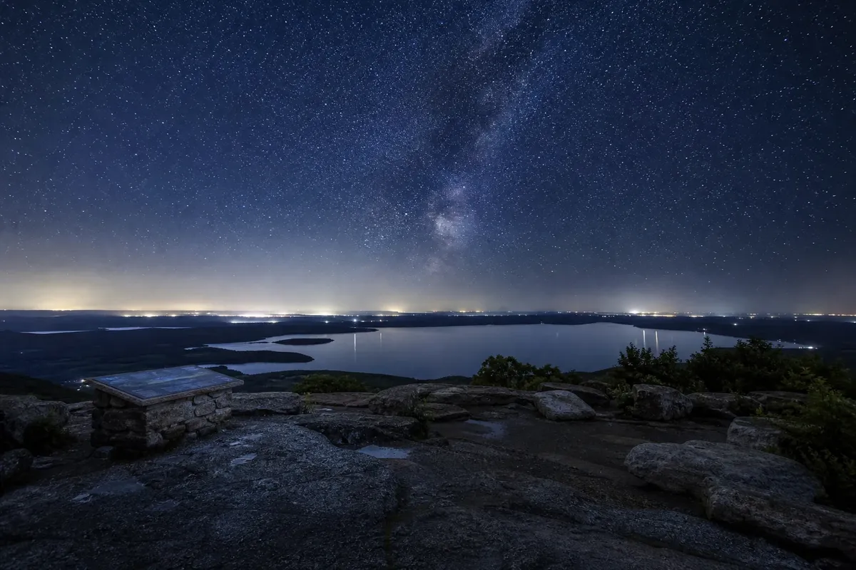 Stargazing Locations stargazing guide illustration